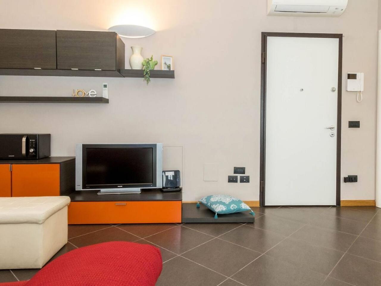 Altido Apt For 4 With Terrace In A Quiet Residential Area Milaan Buitenkant foto