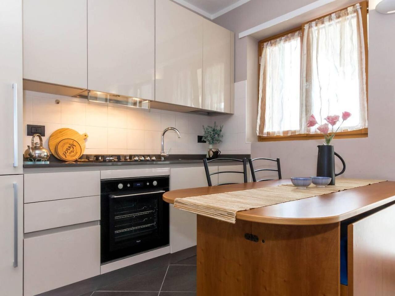 Altido Apt For 4 With Terrace In A Quiet Residential Area Milaan Buitenkant foto